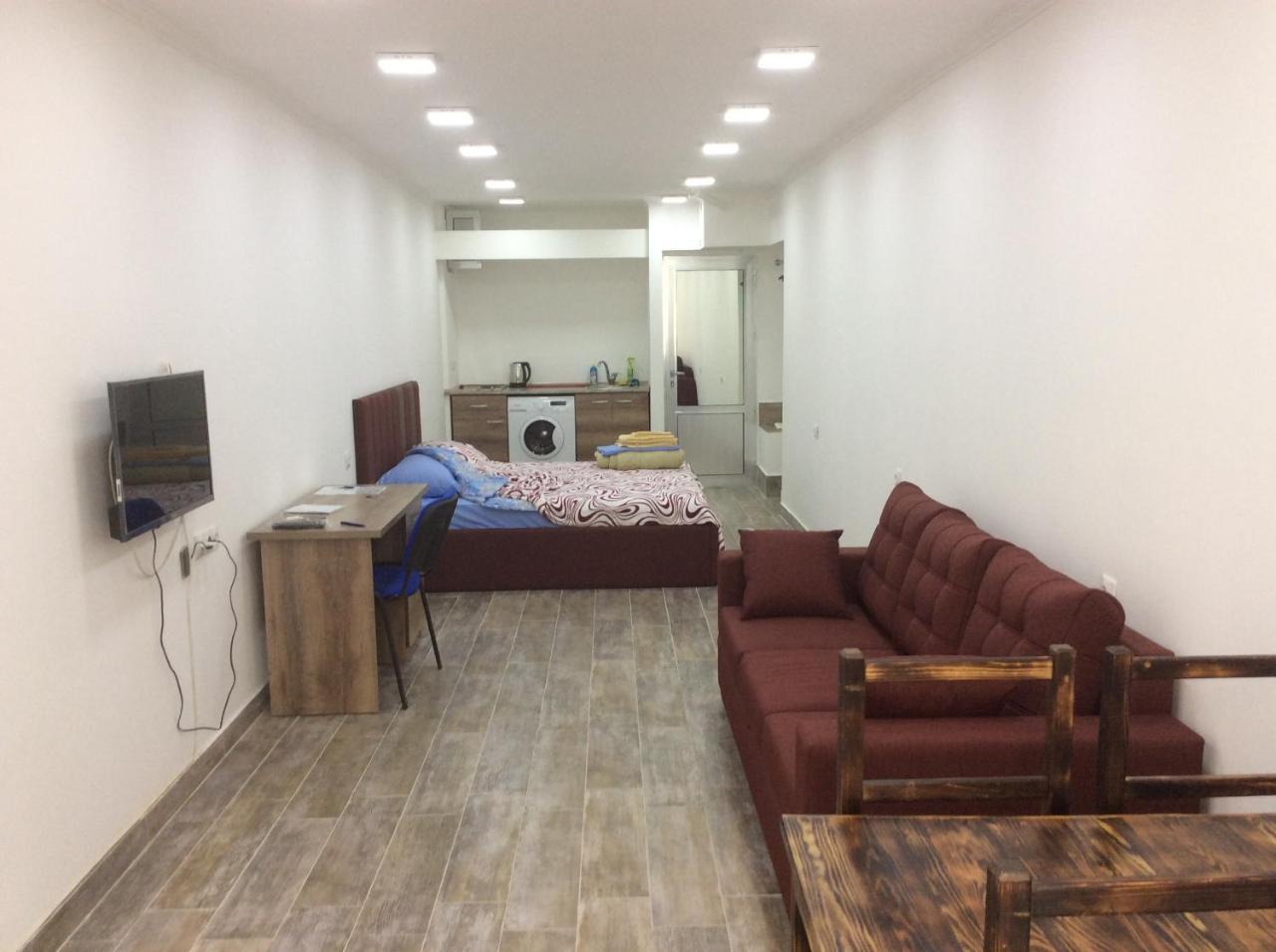 Apartment On Saryan 24 เยเรวาน ภายนอก รูปภาพ