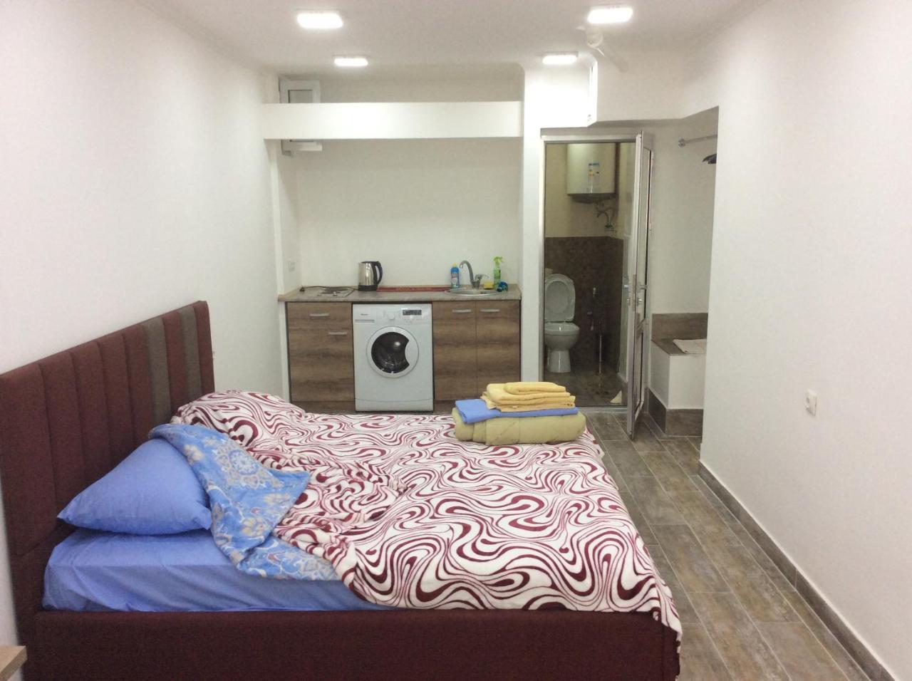Apartment On Saryan 24 เยเรวาน ภายนอก รูปภาพ