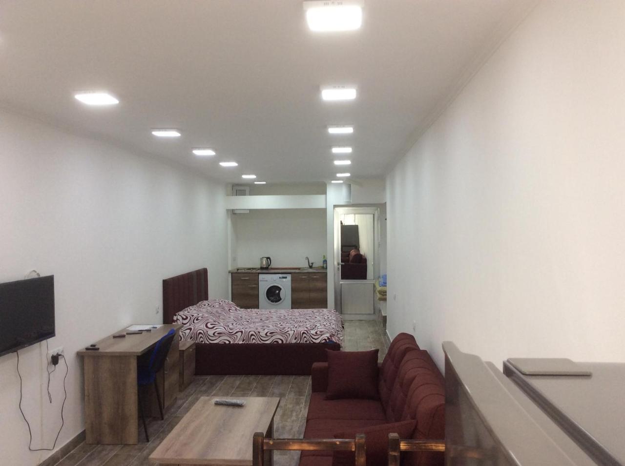 Apartment On Saryan 24 เยเรวาน ภายนอก รูปภาพ